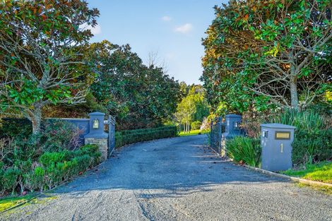 Photo of property in 1 Pearson Road, Whitford, Howick, 2571