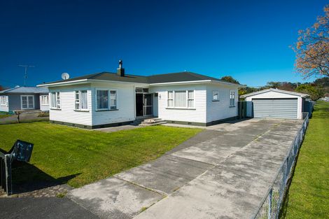 Photo of property in 17 Huxley Road, Outer Kaiti, Gisborne, 4010