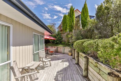 Photo of property in 2/2-22a Balmain Road, Chatswood, Auckland, 0626