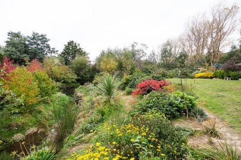 Photo of property in 350 Aokautere Drive, Aokautere, Palmerston North, 4471