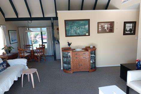 Photo of property in 18 Cook Street, Carters Beach, Westport, 7825