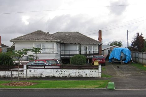 Photo of property in 18 Seddon Avenue, Papatoetoe, Auckland, 2104