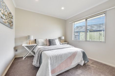 Photo of property in 52 Diomede Glade, Flagstaff, Hamilton, 3210