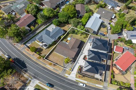 Photo of property in 38 John Downs Drive, Browns Bay, Auckland, 0630