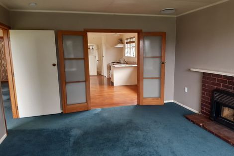 Photo of property in 70 Brandon Street, Featherston, 5710