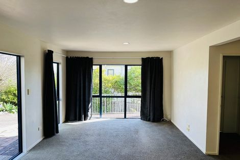 Photo of property in 25 Mariners View Road, Beach Haven, Auckland, 0626