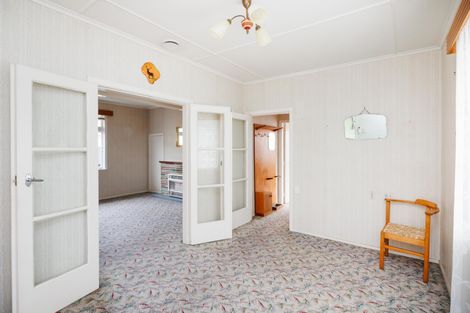 Photo of property in 308 Broadway Avenue, Palmerston North, 4414