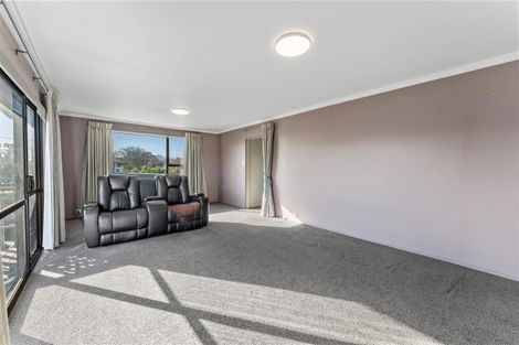 Photo of property in 52 Worthy Street, Ilam, Christchurch, 8041