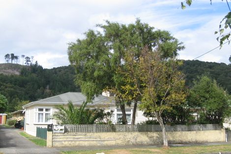 Photo of property in 17 Wilford Street, Wallaceville, Upper Hutt, 5018