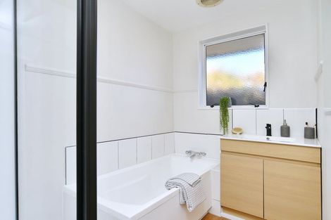 Photo of property in 2/14 Four Elms Place, Parklands, Christchurch, 8083