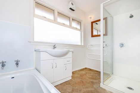 Photo of property in 253 Port Hills Road, Heathcote Valley, Christchurch, 8022