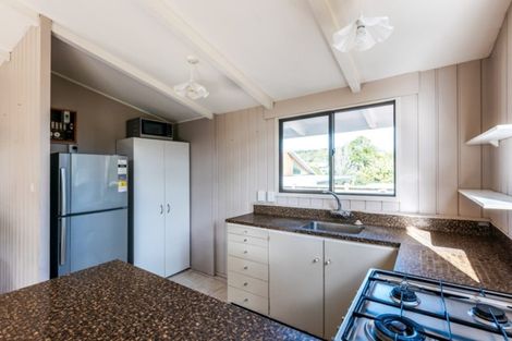 Photo of property in 13 Puriri Road, Oneroa, Waiheke Island, 1081