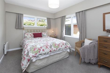 Photo of property in 3 Westburn Terrace, Burnside, Christchurch, 8041