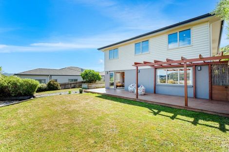 Photo of property in 85 Aotea Drive, Aotea, Porirua, 5024