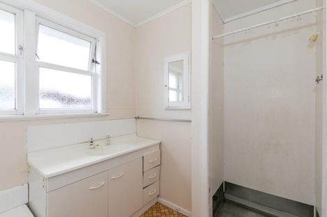 Photo of property in 5 Minifie Avenue, Melville, Hamilton, 3206