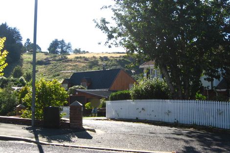 Photo of property in 50 Glenross Street, Glenross, Dunedin, 9011