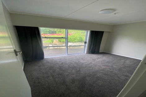 Photo of property in 216a Waddington Drive, Naenae, Lower Hutt, 5011