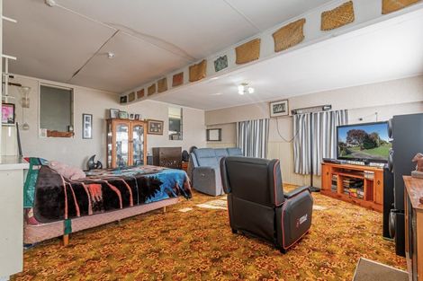 Photo of property in 12 Lawton Road, Newbury, Feilding, 4775