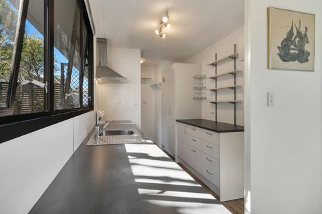 Photo of property in 2/109 Oreil Avenue, West Harbour, Auckland, 0618