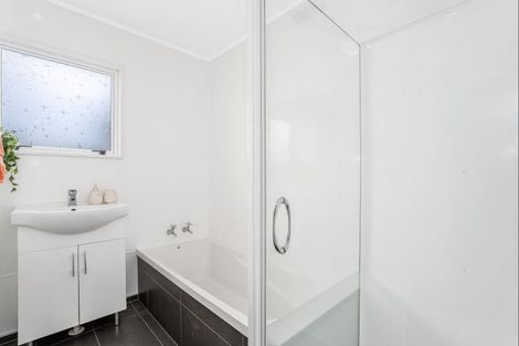 Photo of property in 11 Transom Close, Whitby, Porirua, 5024