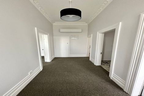 Photo of property in 23 Royal Crescent, Saint Kilda, Dunedin, 9012