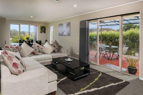 Photo of property in 78 Kingdale Road, Henderson, Auckland, 0610