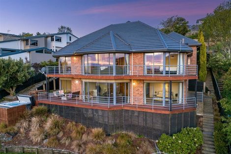 Photo of property in 12 Lucknow Place, Cashmere, Christchurch, 8022