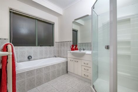 Photo of property in 55b Nui Mana Place, Te Atatu South, Auckland, 0610