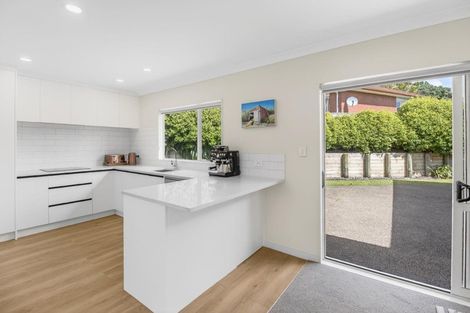 Photo of property in 20 Cartmel Avenue, Massey, Auckland, 0614