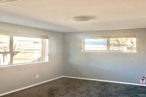 Photo of property in 2/166 Avonhead Road, Avonhead, Christchurch, 8042