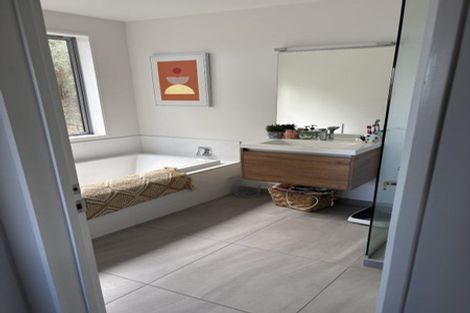 Photo of property in 6 Hyllton Heights, Lyttelton, 8082