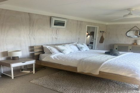Photo of property in 8 Wainamu Road, Raglan, 3297