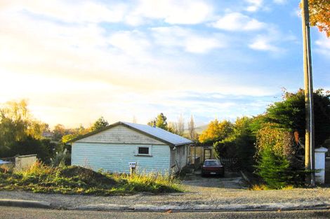 Photo of property in 17 Brough Street, Palmerston, 9430