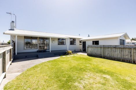 Photo of property in 8 Merton Crescent, Pirimai, Napier, 4112