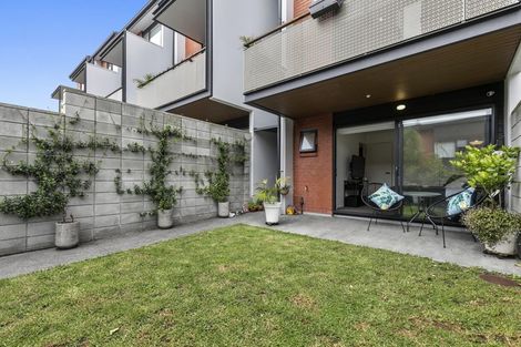 Photo of property in 11/9 Eastview Road, Glen Innes, Auckland, 1072