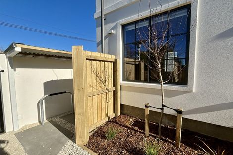 Photo of property in 2/35 Eversleigh Street, St Albans, Christchurch, 8014