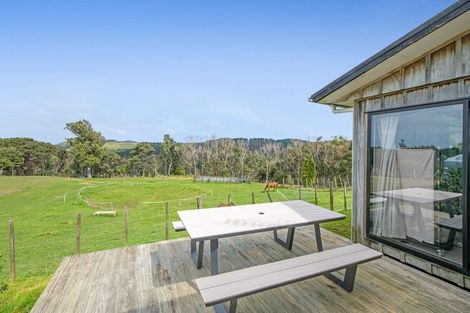 Photo of property in 211 Wilson Road, South Head, Helensville, 0874