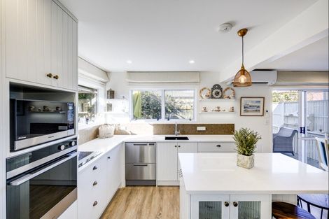 Photo of property in 3/30 Meeanee Quay, Westshore, Napier, 4110