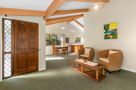 Photo of property in 16a Clare Street, Cambridge, 3434