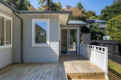 Photo of property in 107 Fulford Street, New Plymouth, 4310