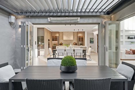 Photo of property in 15 Oak Manor Drive, Albany, Auckland, 0632