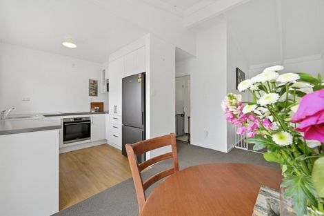 Photo of property in 16 Graham Place, Bellevue, Tauranga, 3110