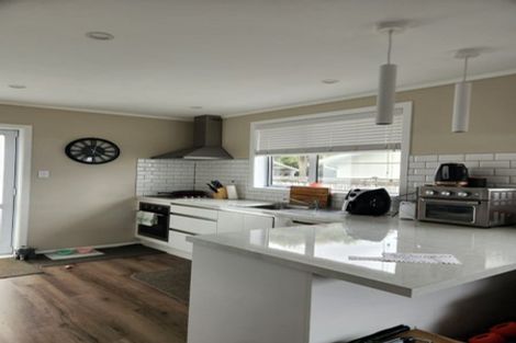 Photo of property in 1/12 Poplar Grove, Ebdentown, Upper Hutt, 5018