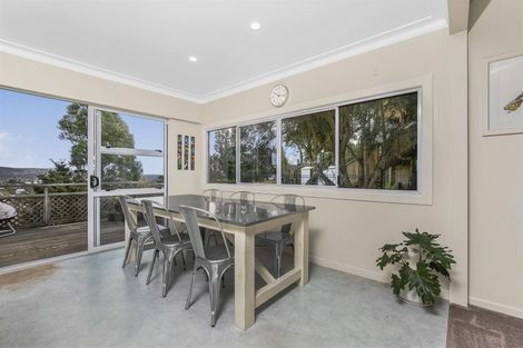 Photo of property in 43 Pleasant Road, Glen Eden, Auckland, 0602