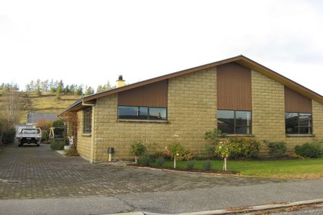 Photo of property in 19 Arnott Street, Alexandra, 9320