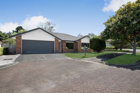 Photo of property in 11 Adair Place, Weymouth, Auckland, 2103