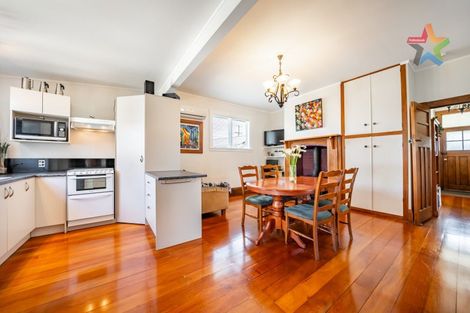 Photo of property in 40 Awamutu Grove, Waiwhetu, Lower Hutt, 5010