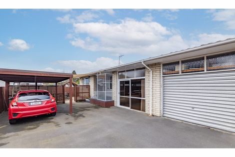 Photo of property in 2/299 Linwood Avenue, Linwood, Christchurch, 8062