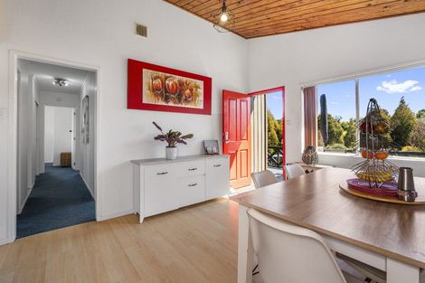 Photo of property in 24 Cumberland Crescent, Welcome Bay, Tauranga, 3112