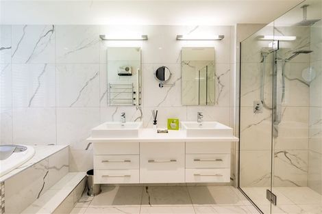 Photo of property in 4 Millbank Lane, Merivale, Christchurch, 8014